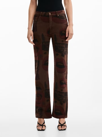 Desigual Regular Jeans in Bruin: voorkant