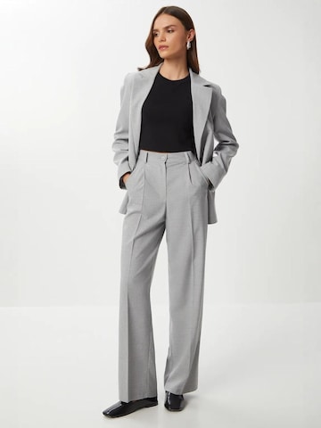 regular Pantaloni 'Hose' di Happiness İstanbul in grigio