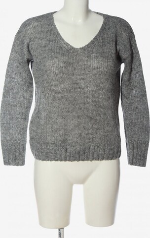 Takko Fashion Sweater & Cardigan in XS in Grey: front