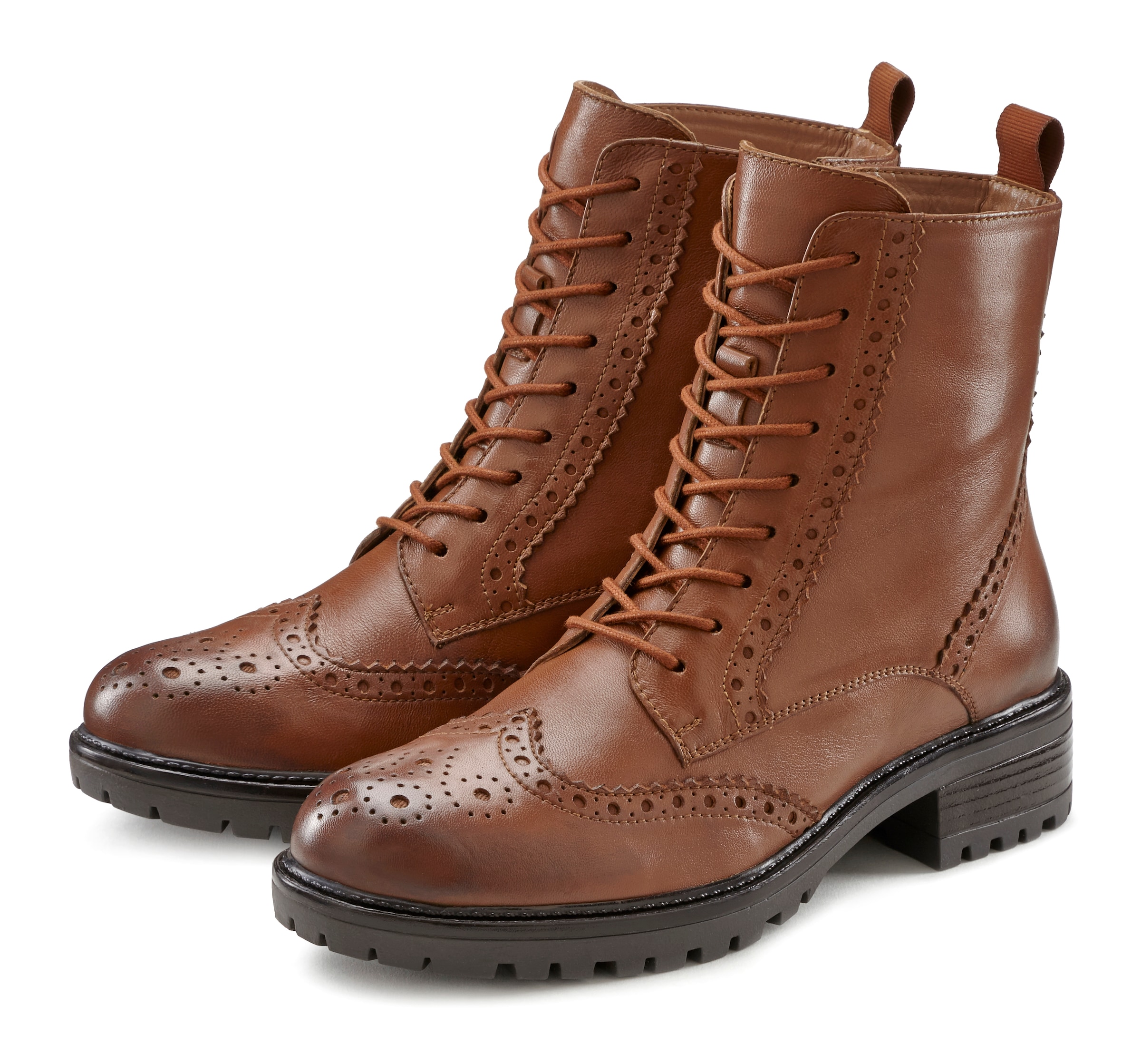 LASCANA Ботинки на шнуровке в Коричневый