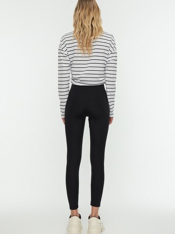 Skinny Leggings di Trendyol in nero