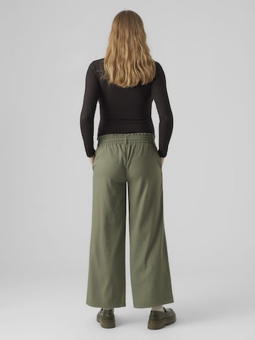 MAMALICIOUS Loose fit Trousers 'Diaz' in Green