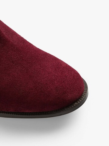 Scalpers Boots in Red