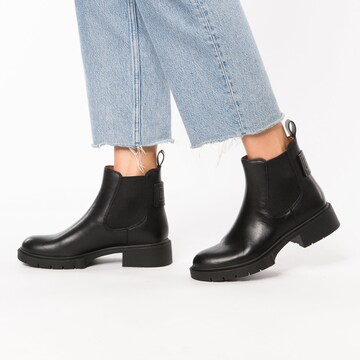 COACH Chelsea Boots in Black