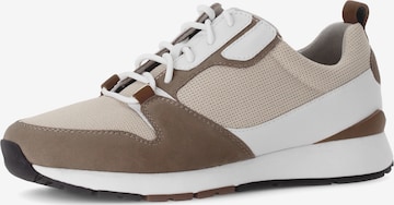 Pius Gabor Sneakers in Beige: front