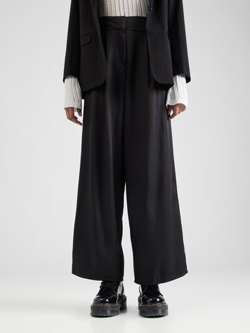 Wide leg Pantaloni con pieghe 'GALYA-PA' di SISTERS POINT in nero: frontale