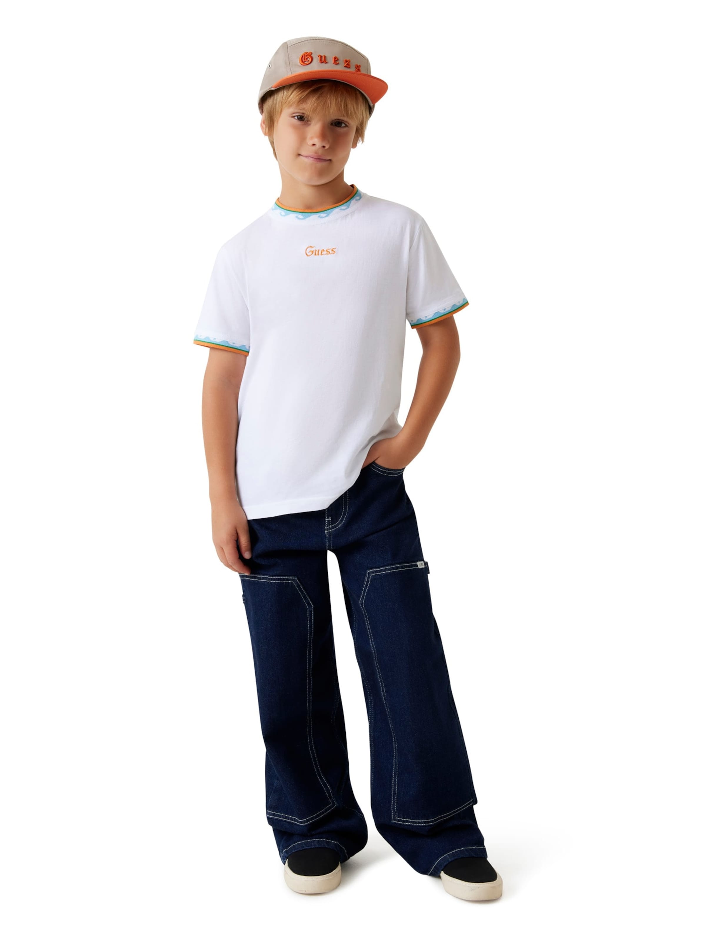 GUESS Футболка в Белый: спереди