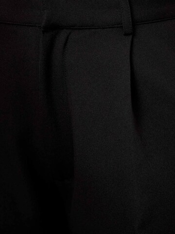 Loosefit Pantaloni con pieghe di Hiccup in nero