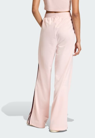 ADIDAS ORIGINALS Loosefit Παντελόνι 'Firebird' σε ροζ