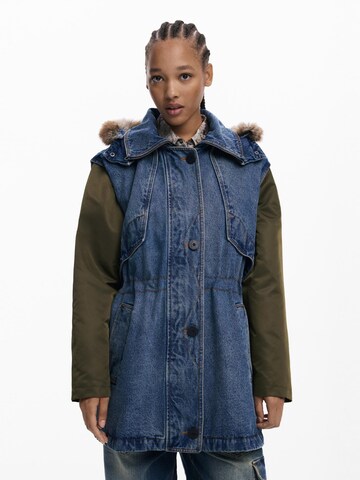 Desigual Přechodová parka – modrá: přední strana