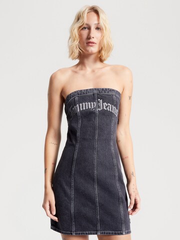 Robe Tommy Jeans en gris : devant