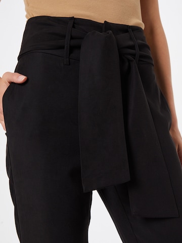 Guido Maria Kretschmer Women Tapered Pants 'Lina' in Black