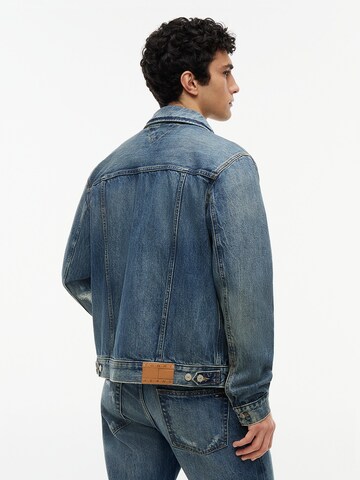 Tommy Jeans Tussenjas 'Ryan' in Blauw