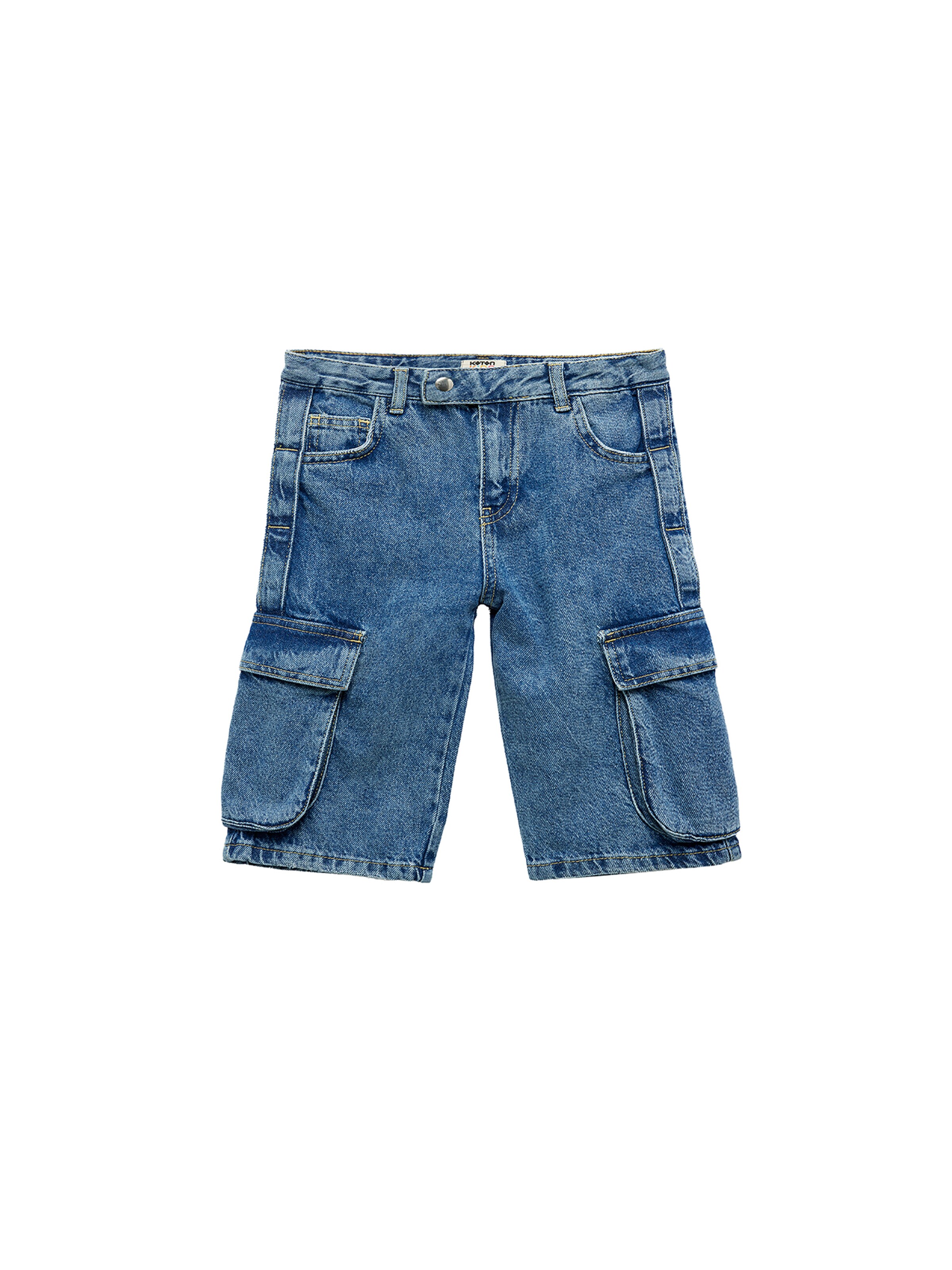 Koton Regular Jeans in Blue: front