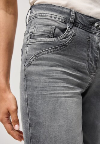 CECIL Regular Shorts in Grau