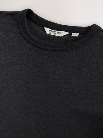Next Bluser & t-shirts 'Supima®' i sort