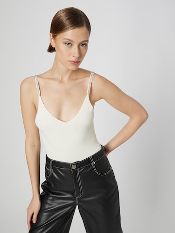 VIERVIER Top 'Eva' in White: front