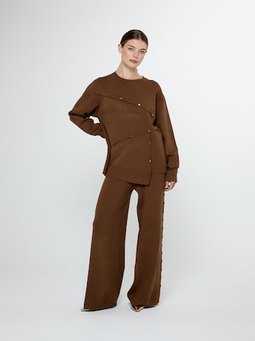 Lola Casademunt Sweater in Brown: front