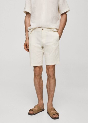 MANGO MAN Regular Chino Pants 'Gracia' in White: front