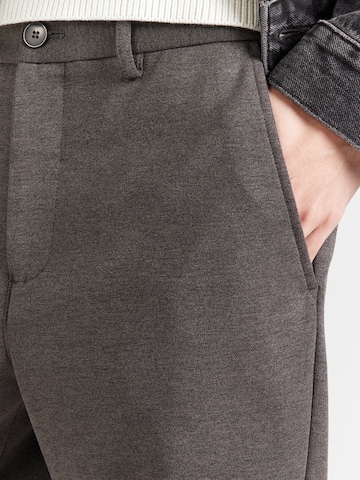 Slimfit Pantaloni chino 'Superflex' di Lindbergh in nero