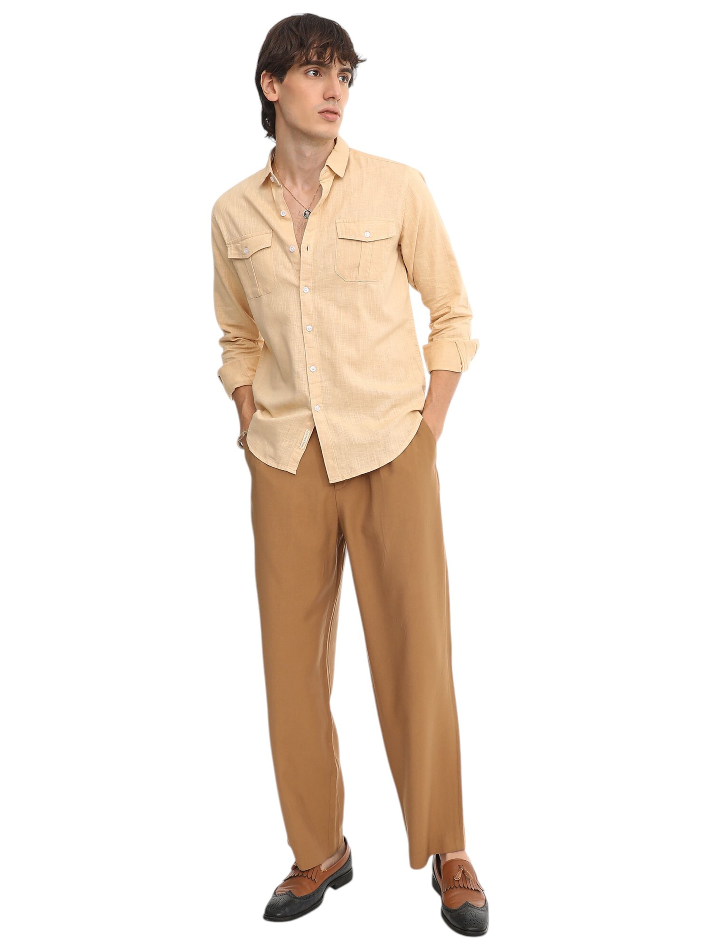 Campus Sutra - Ajuste regular Camisa ' Ariah ' en amarillo