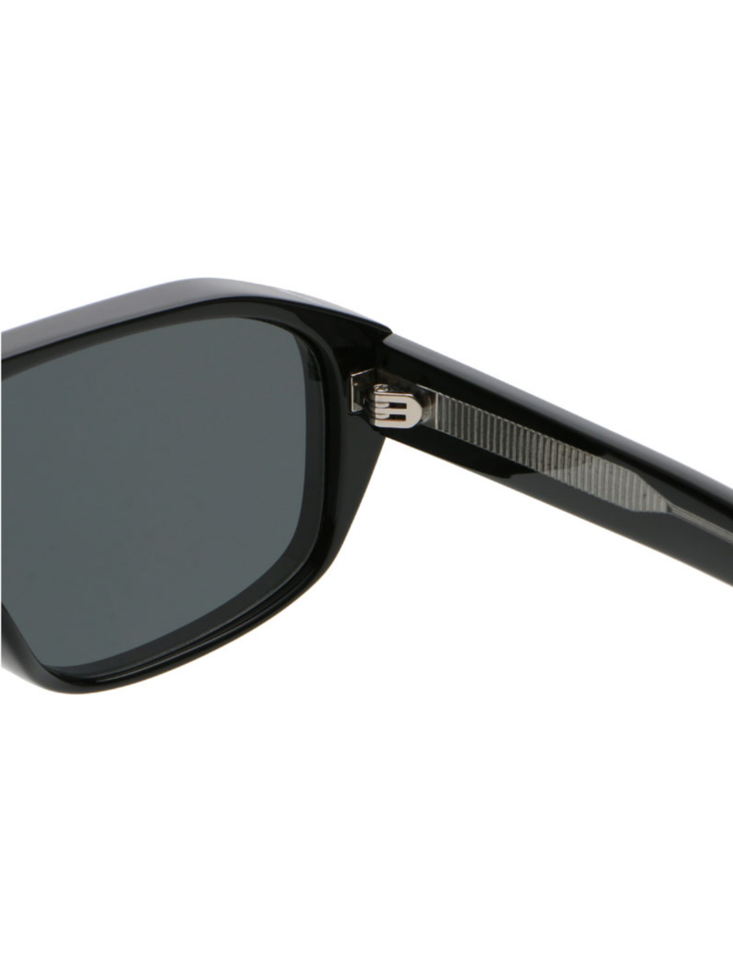 VEYREY Sunglasses in Black