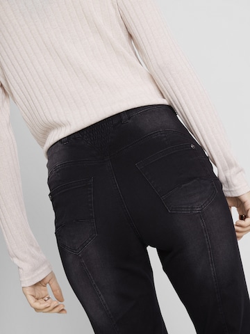 bonprix Bootcut Jeans in Zwart