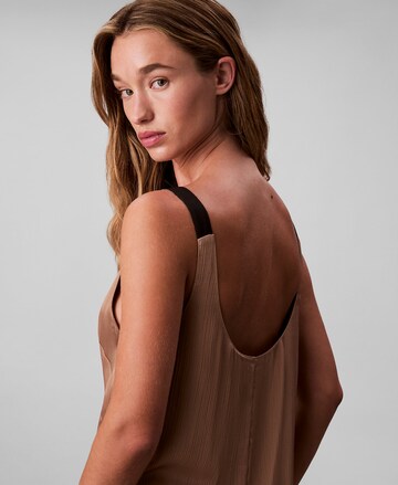 Calvin Klein Jeans Jurk in Bruin