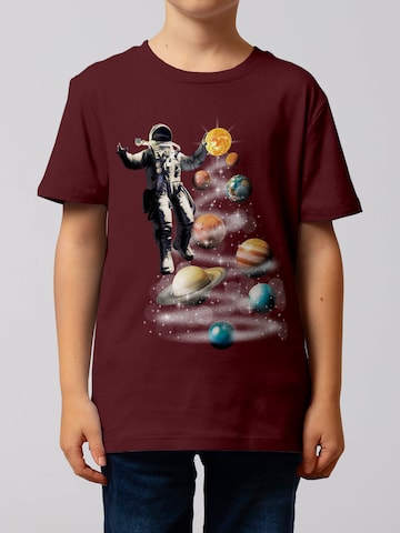 watabout.kids Shirt ' Weltraumreise ' in Red: front
