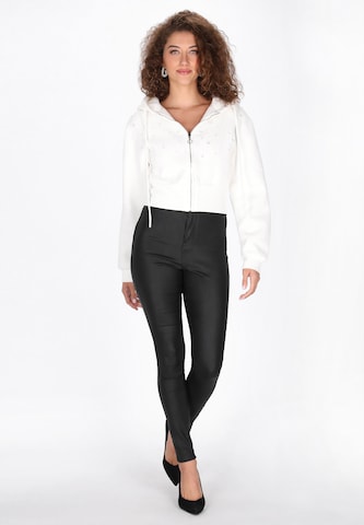 faina - Sudadera con cremallera en blanco