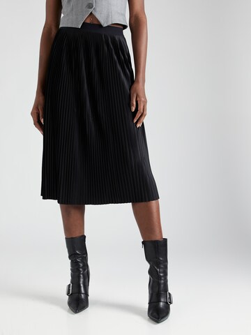 QS Skirt in Black: front