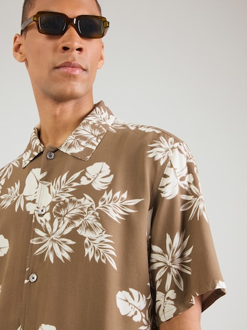GAP Regular fit Риза в кафяво