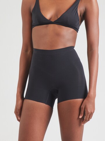 SPANX Shapingbroek 'Everyday' in Zwart: voorkant