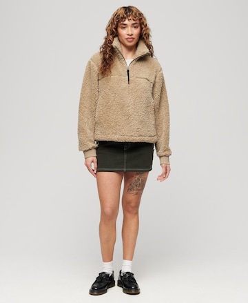 Pull-over Superdry en beige : devant