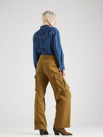 Wide leg Pantaloni cargo di QS in marrone