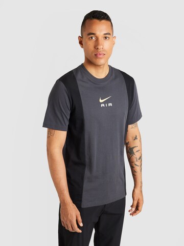 Nike Sportswear T-shirt 'AIR' i grå: framsida
