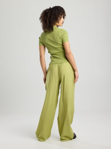 Haut America Today en vert