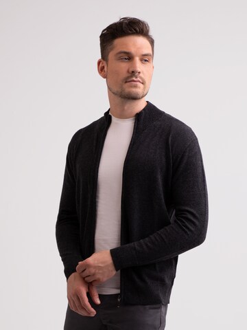 CASH-MERE.CH Knit cardigan in Grey: front