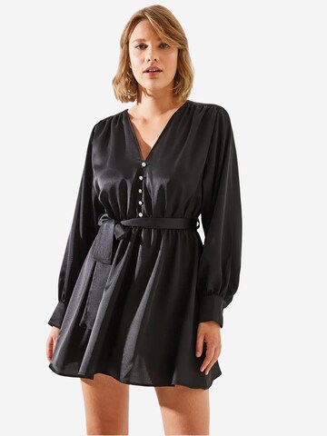 Bianco Lucci Dress in Black: front