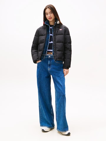 Tommy Jeans Prechodná bunda 'ESS' - Čierna