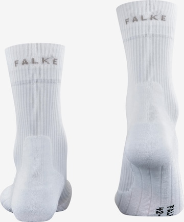 FALKE Athletic Socks 'TE4' in White