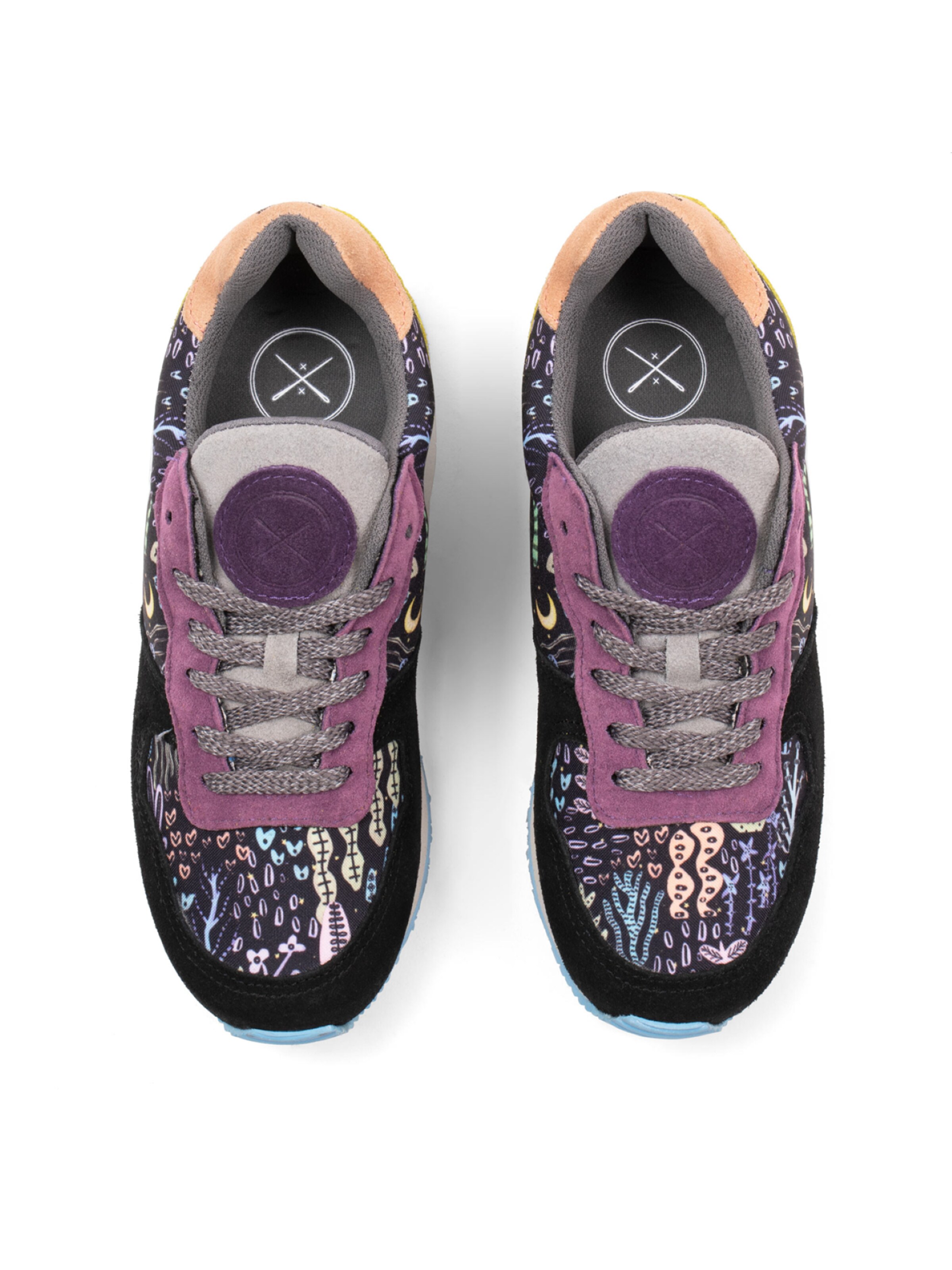 inkkas Sneaker low 'Inkkas Loomi Sneaker – Handgefertigter Damen-Sneaker mit Lemuren-Print'‌‌‌‌‌ in Mischfarben