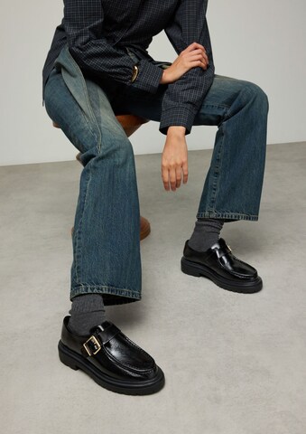 SACHA Classic Flats in Black