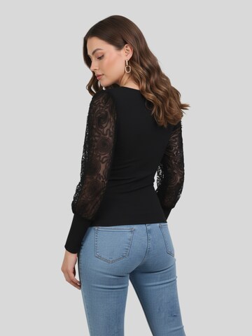 LapaPlus T-shirt 'Women Tops' i svart