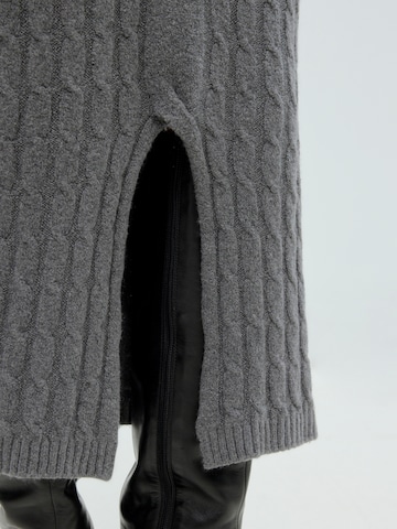 EDITED Nederdel 'Kamaka' i grå