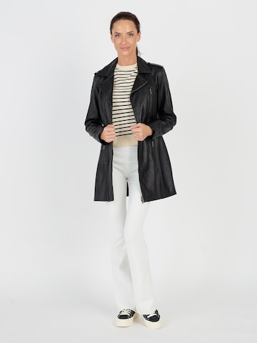 JCC Mantel in Schwarz