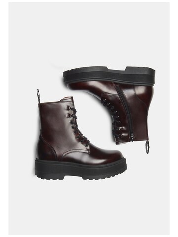 Bottines à lacets Nero Giardini en rouge
