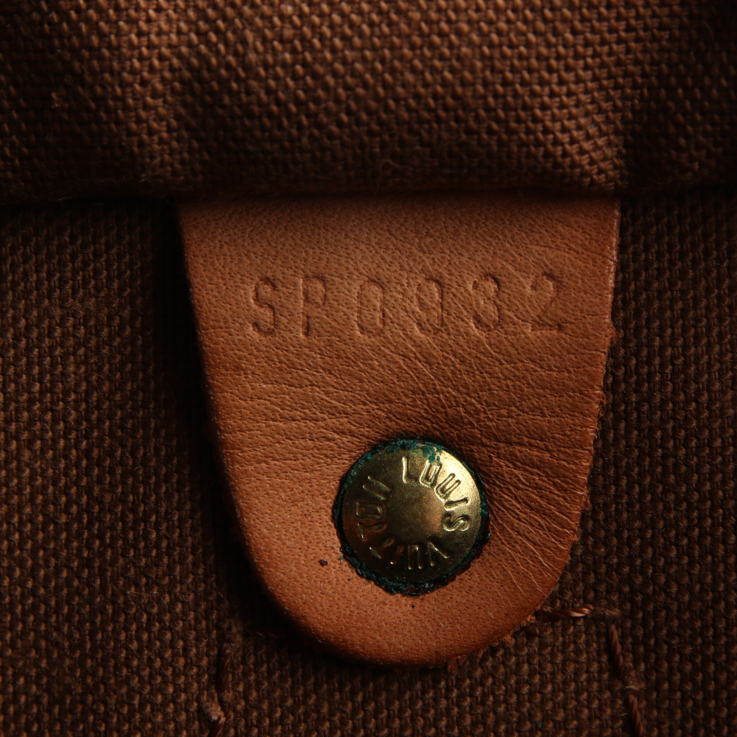 Louis Vuitton Bag in One size in Brown