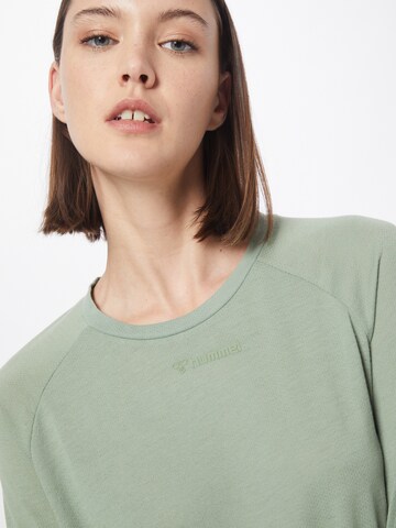 Hummel Performance Shirt 'Vanja' in Green