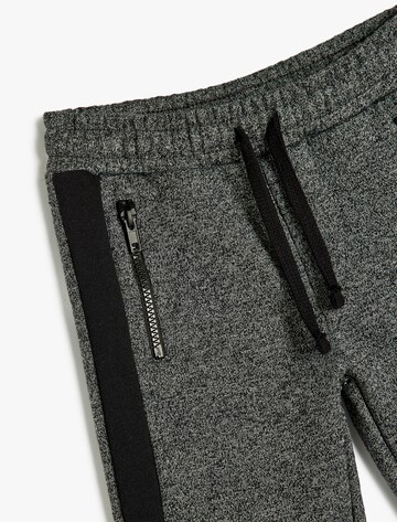 Koton Tapered Trousers in Grey